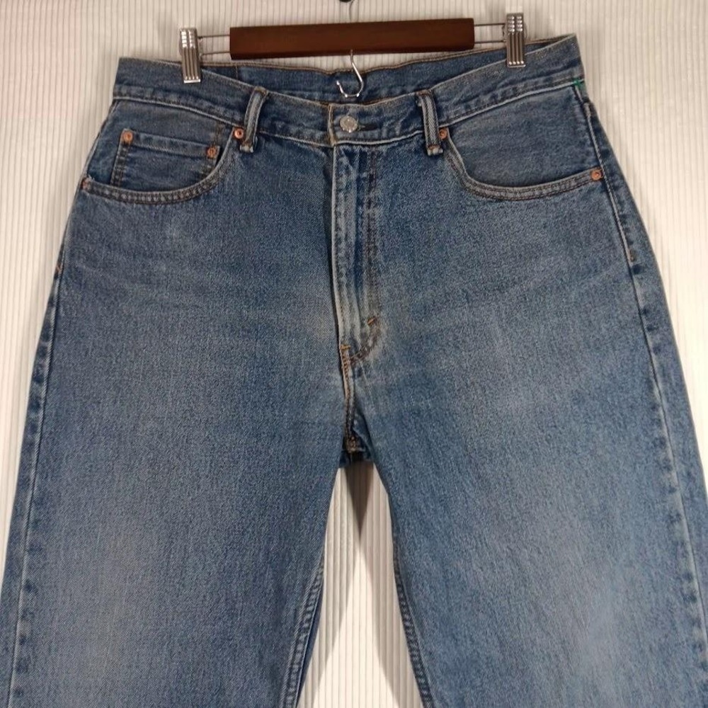 Levis 550 Jeans Mens 36x30 Blue Denim Relaxed Fit Tapered Leg Zip Fly Pants - Picture 2 of 13